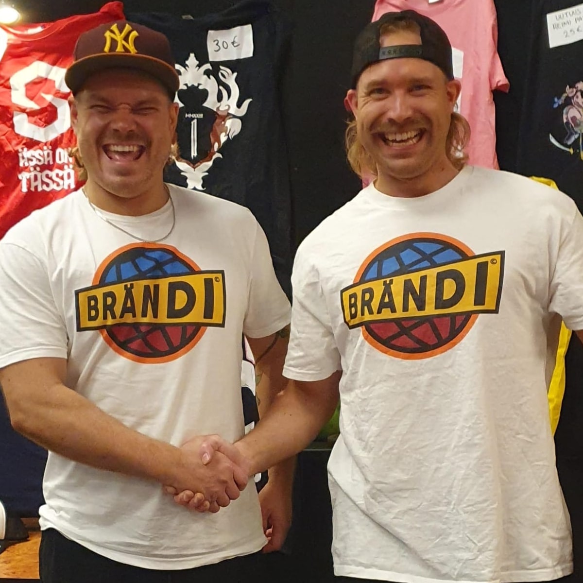 Brändi t-paita