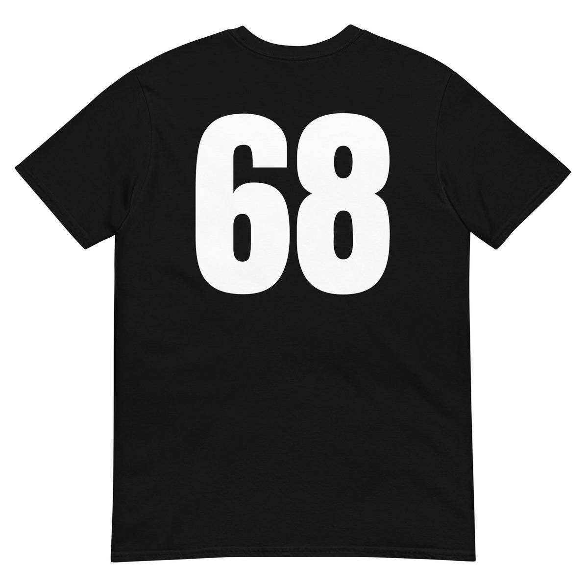 Numero 68 selässä t-paita