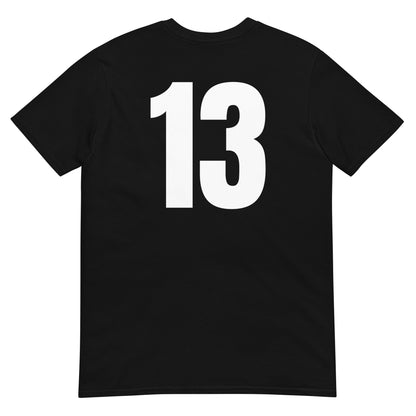 Numero 13 selässä t-paita