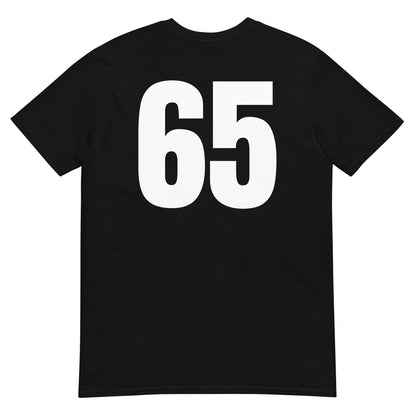 Numero 65 selässä t-paita