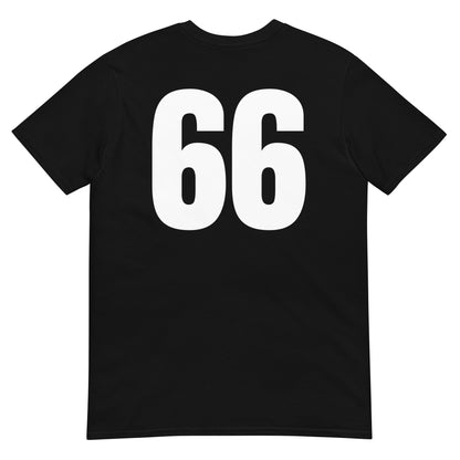 Numero 66 selässä t-paita