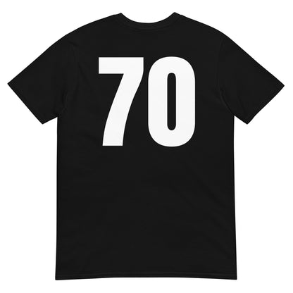 Numero 70 selässä t-paita
