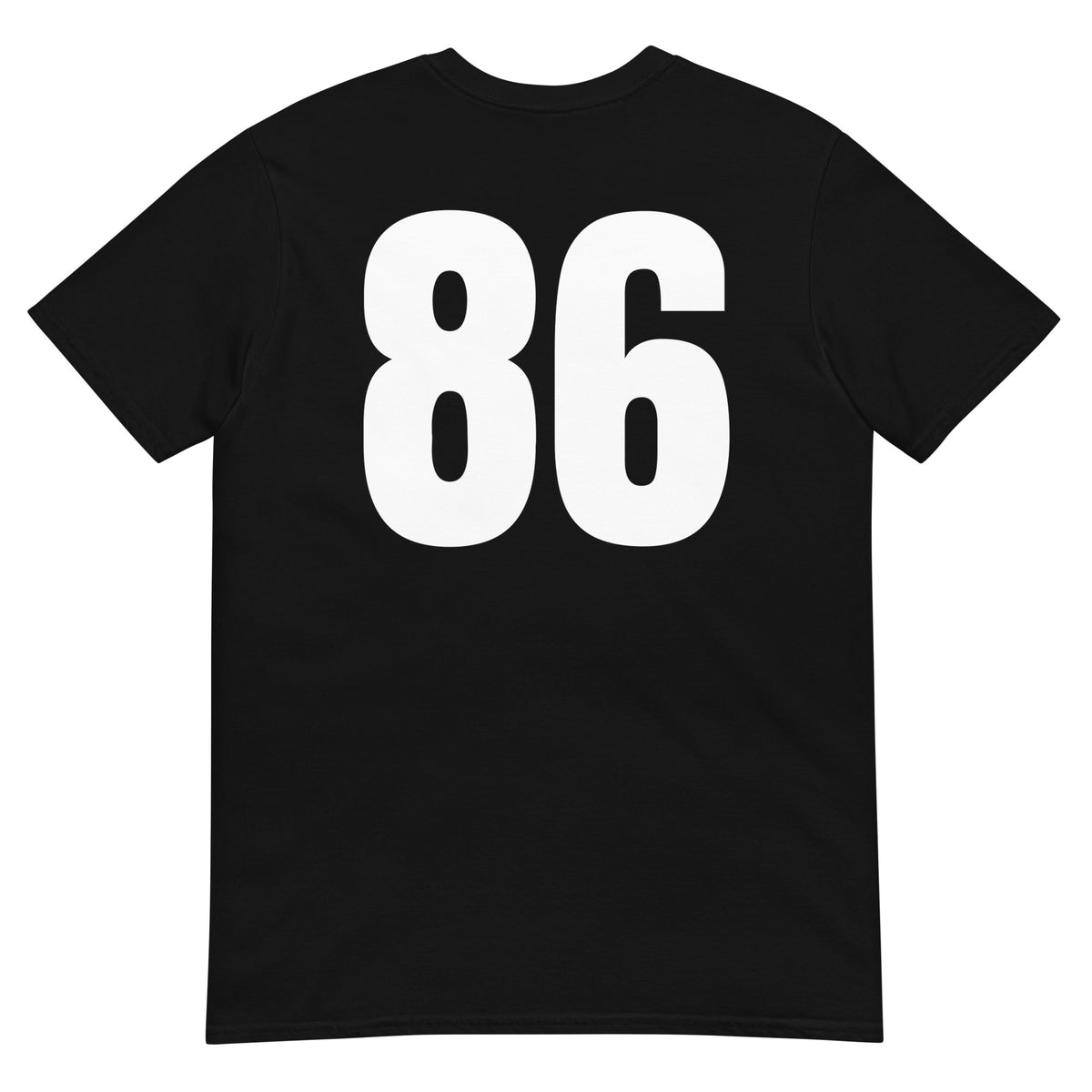 Numero 86 selässä t-paita