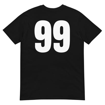Numero 99 selässä t-paita