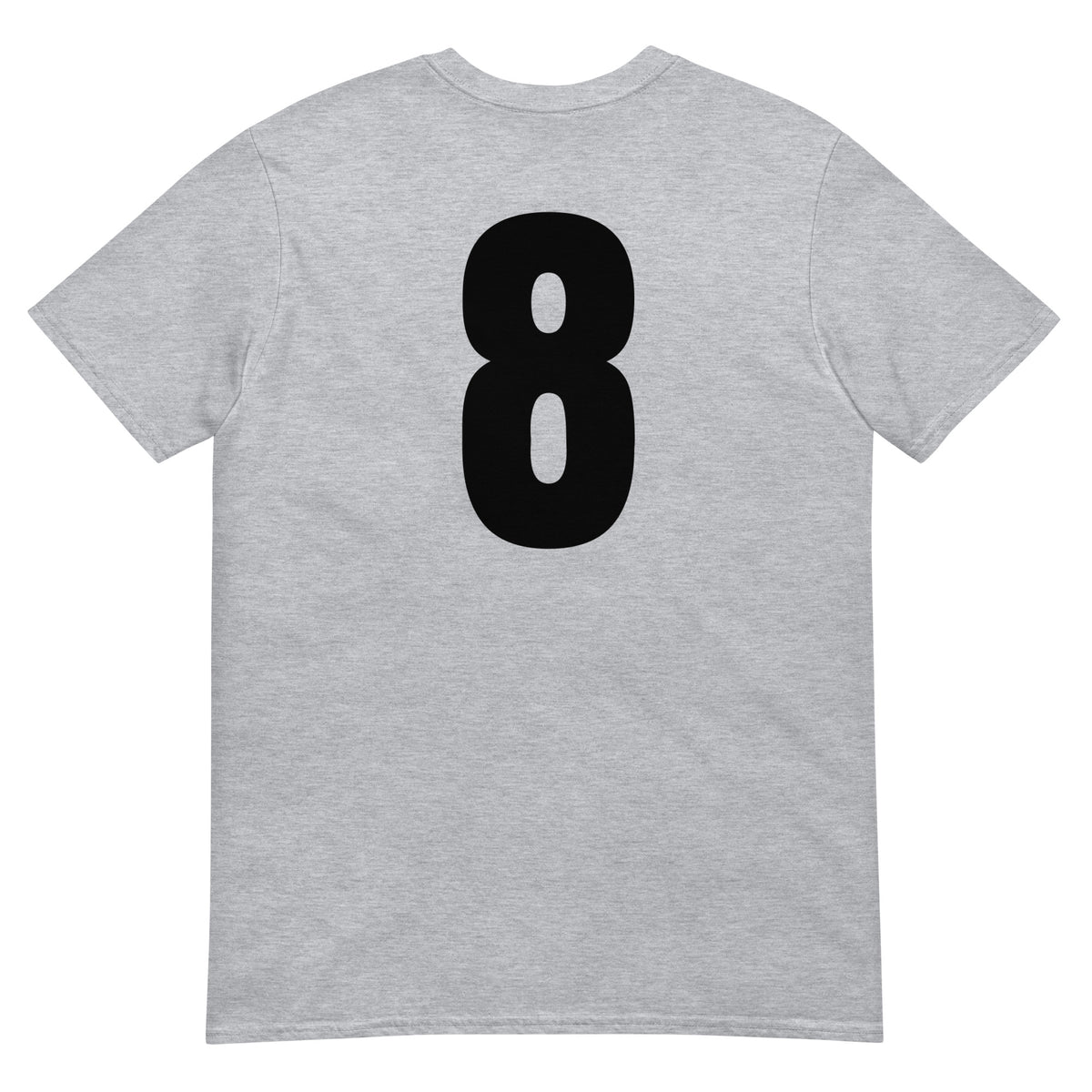 Numero 8 selässä t-paita