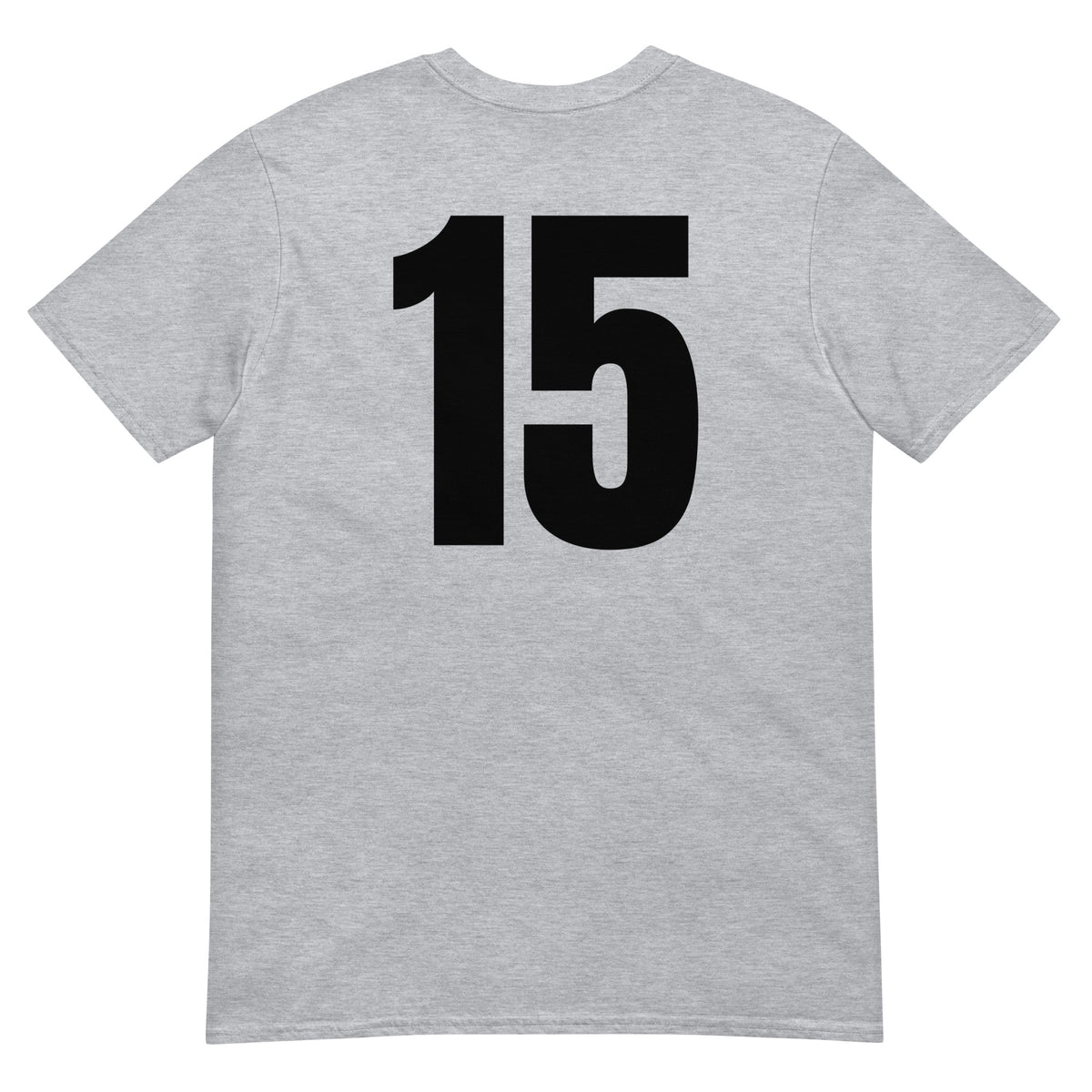 Numero 15 selässä t-paita
