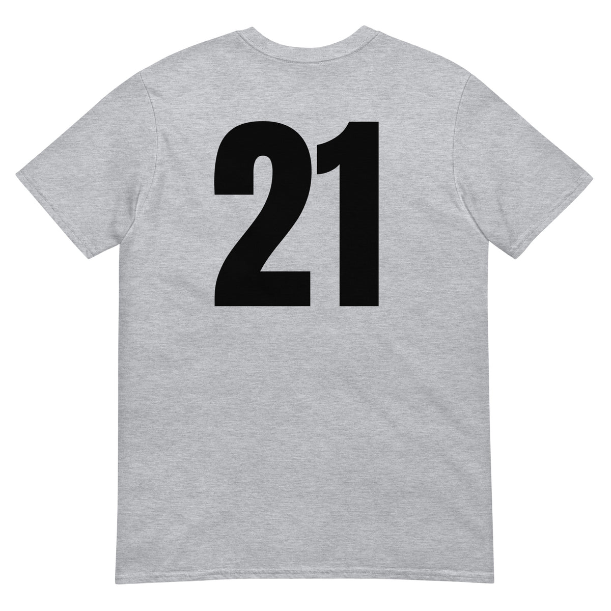 Numero 21 selässä t-paita