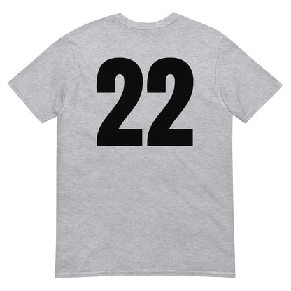 Numero 22 selässä t-paita