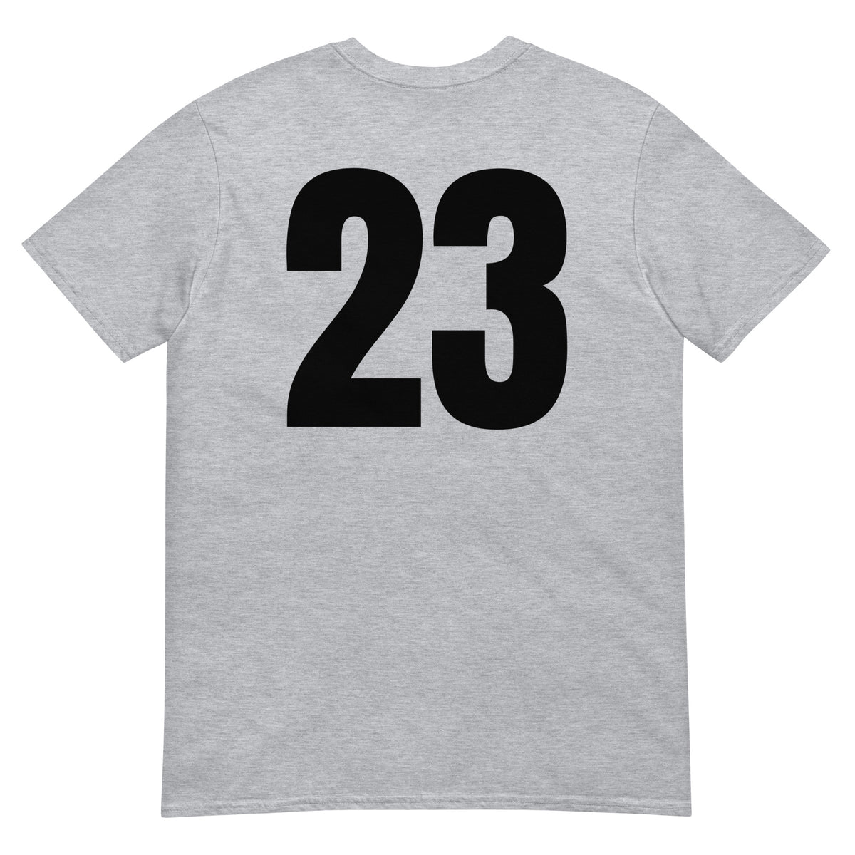 Numero 23 selässä t-paita
