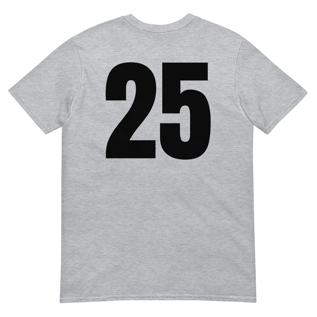 Numero 25 selässä t-paita