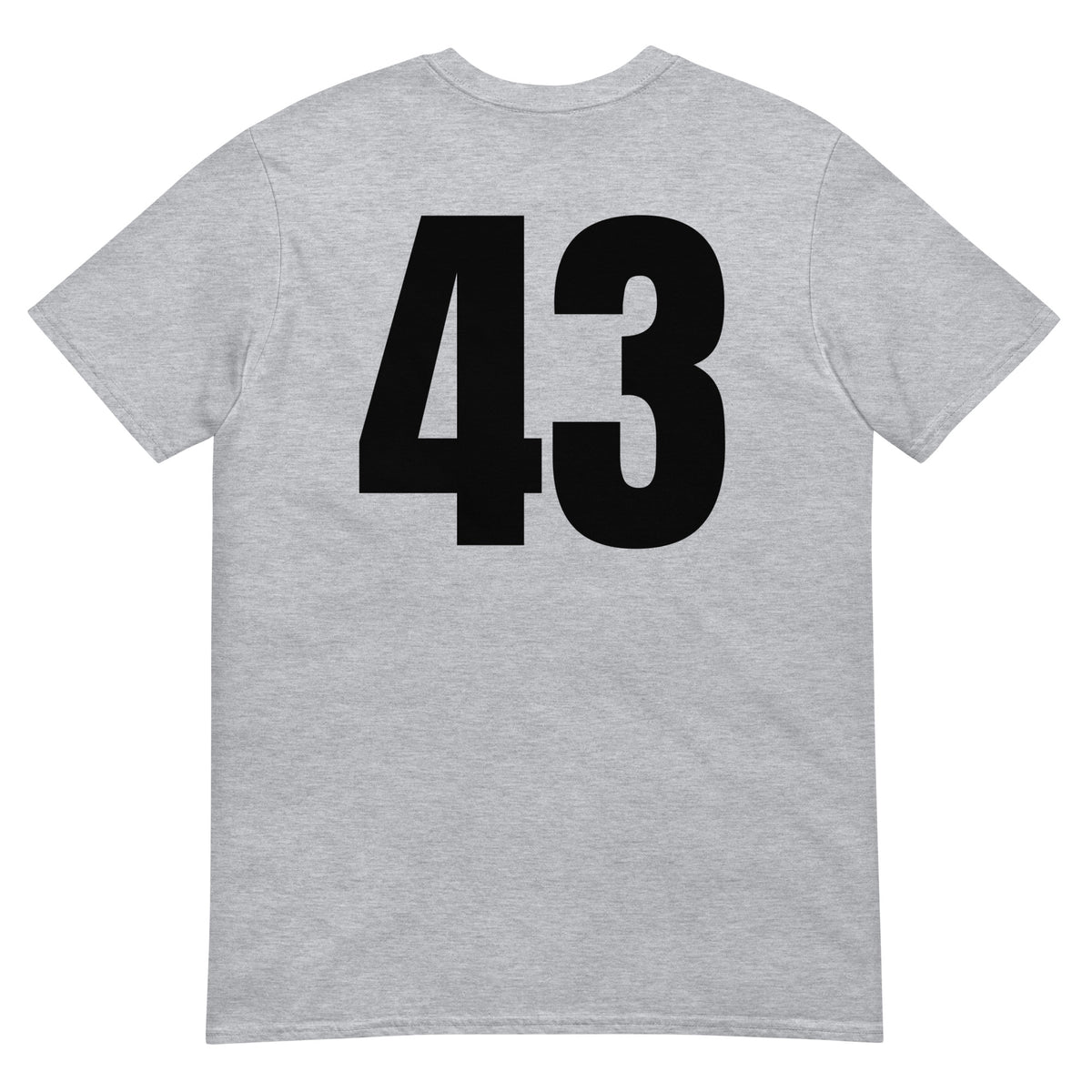 Numero 43 selässä t-paita