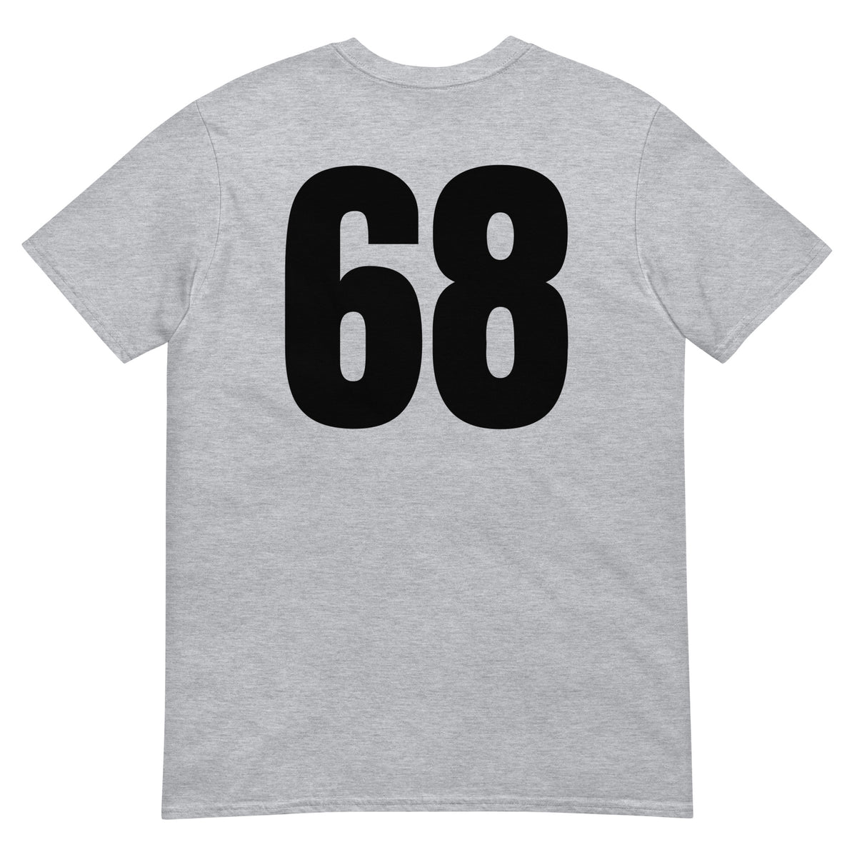 Numero 68 selässä t-paita