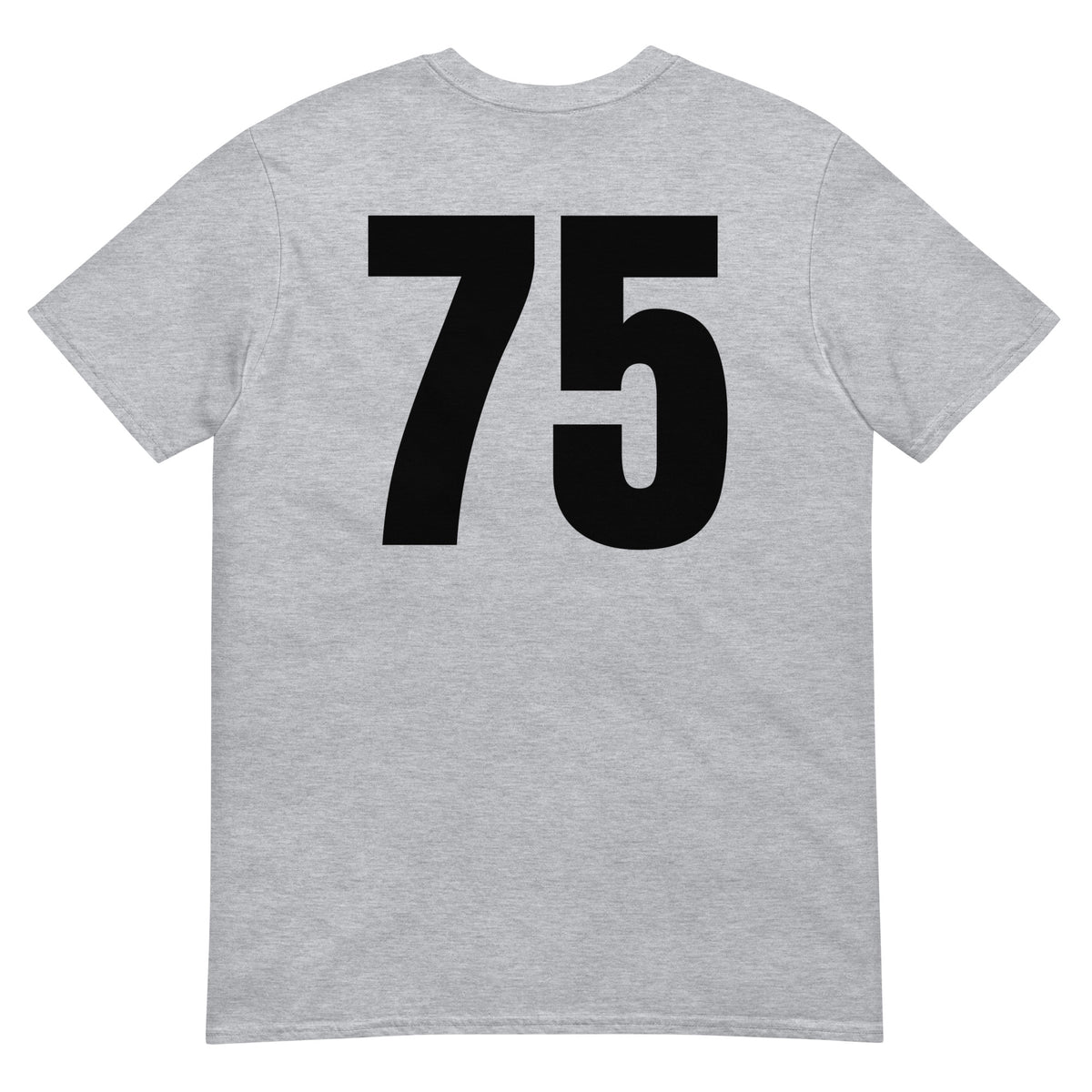 Numero 75 selässä t-paita
