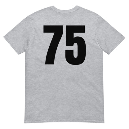 Numero 75 selässä t-paita