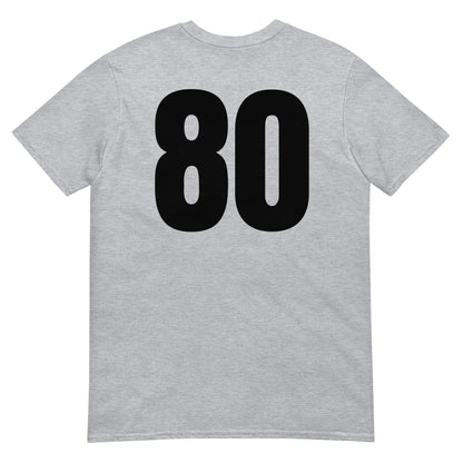Numero 80 selässä t-paita