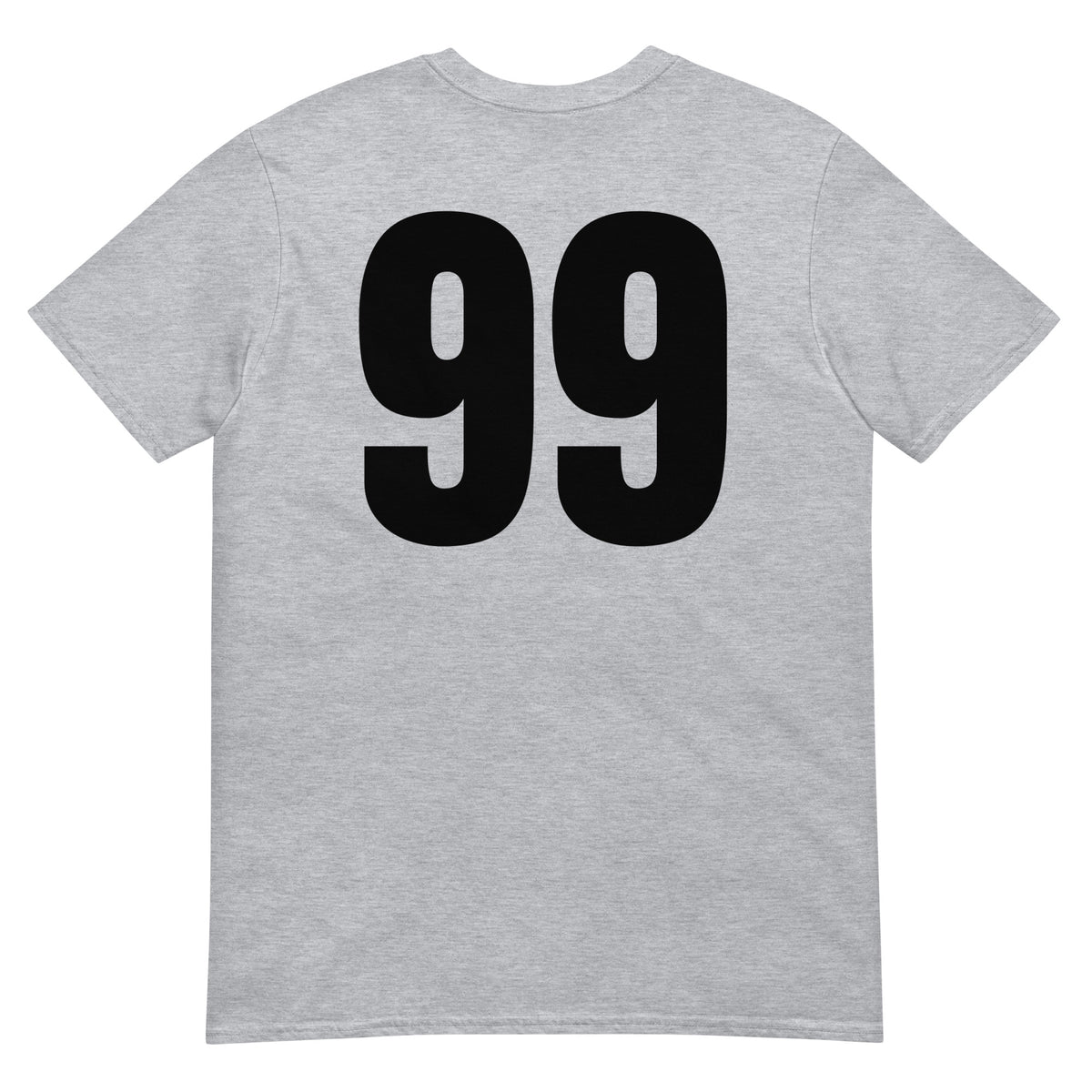 Numero 99 selässä t-paita