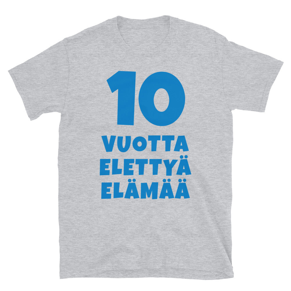 10 vuotta elettyä elämää t-paita