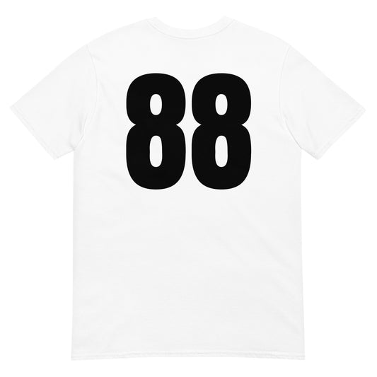 Numero 88 selässä t-paita