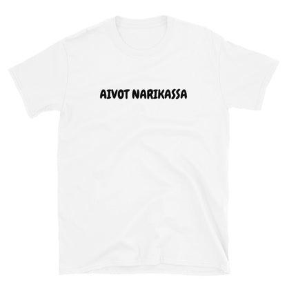 Aivot narikassa t-paita